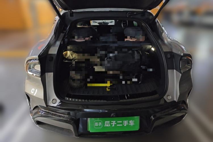 Used Xiaomi Auto YU7 2025 Ultra-Long Range High-Performance All-Wheel-Drive Max Edition Trunk