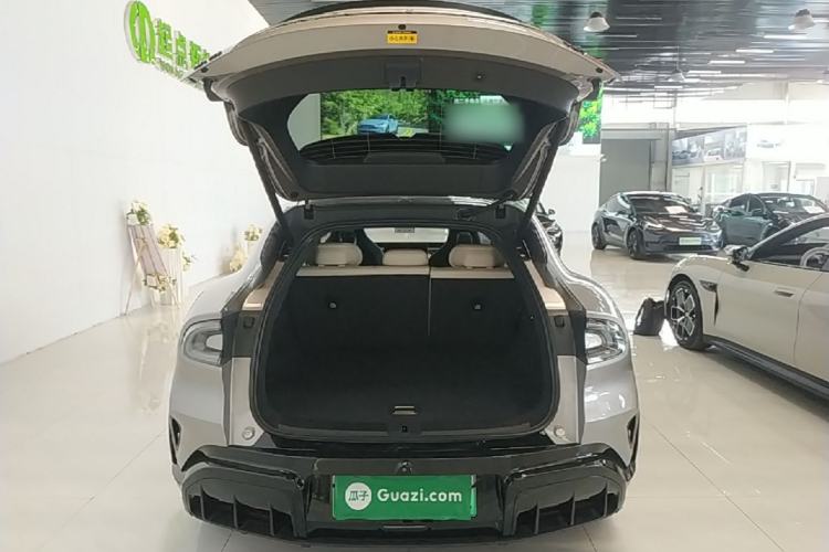 Used Xiaomi Auto YU7 2025 Ultra-Long Range High-Performance All-Wheel-Drive Max Edition Trunk