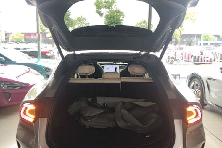 Used Xiaomi Auto YU7 2025 Ultra-Long Range All-Wheel Drive Pro Version Trunk