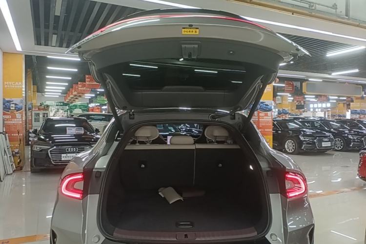 Used Xiaomi Auto YU7 2025 Ultra-Long Range All-Wheel Drive Pro Version Trunk