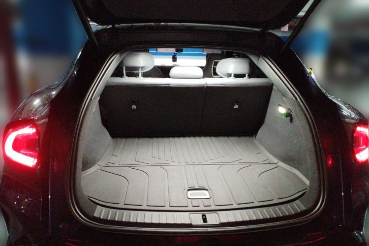 Used Xiaomi Auto YU7 2025 Ultra-Long Range Rear-Wheel Drive Version Trunk
