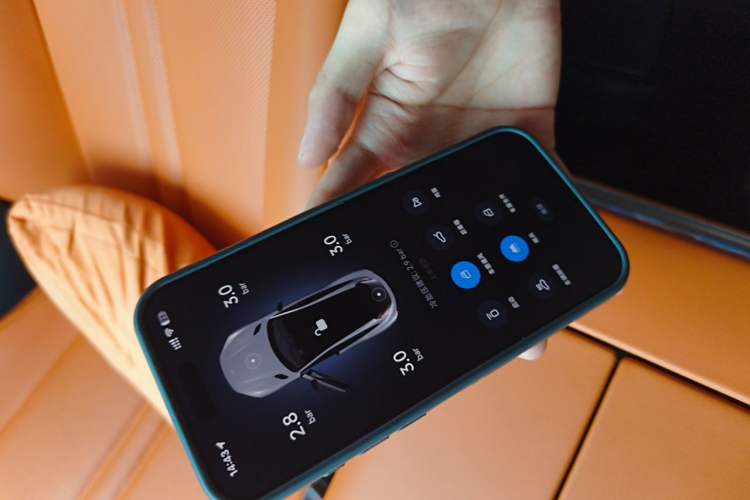 Used Xiaomi Auto YU7 2025 Ultra-Long Range High-Performance All-Wheel-Drive Max Edition Vehicle Key