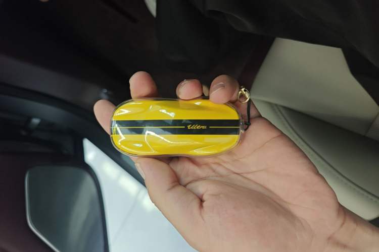 Used Xiaomi Auto YU7 2025 Ultra-Long Range Rear-Wheel Drive Version Vehicle Key