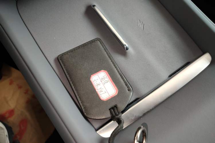 Used Xiaomi Auto YU7 2025 Ultra-Long Range All-Wheel Drive Pro Version Vehicle Key