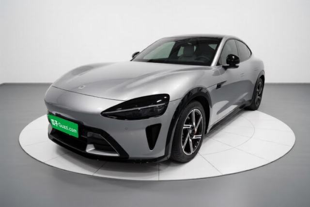 Ojetý Xiaomi Auto YU7 2025 Ultra-Long Range All-Wheel Drive Pro Version