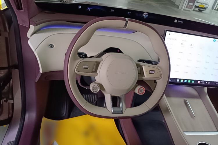Used Xiaomi Auto YU7 2025 Ultra-Long Range High-Performance All-Wheel-Drive Max Edition Steering Wheel
