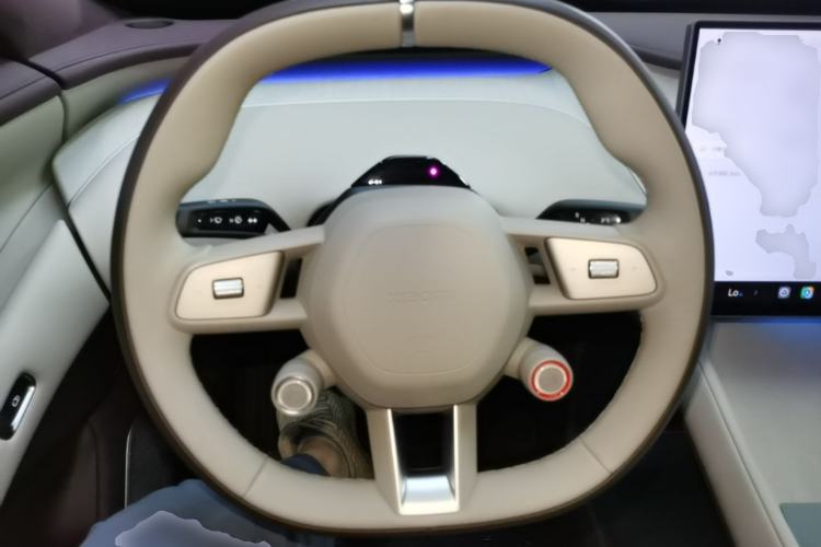 Used Xiaomi Auto YU7 2025 Ultra-Long Range High-Performance All-Wheel-Drive Max Edition Steering Wheel