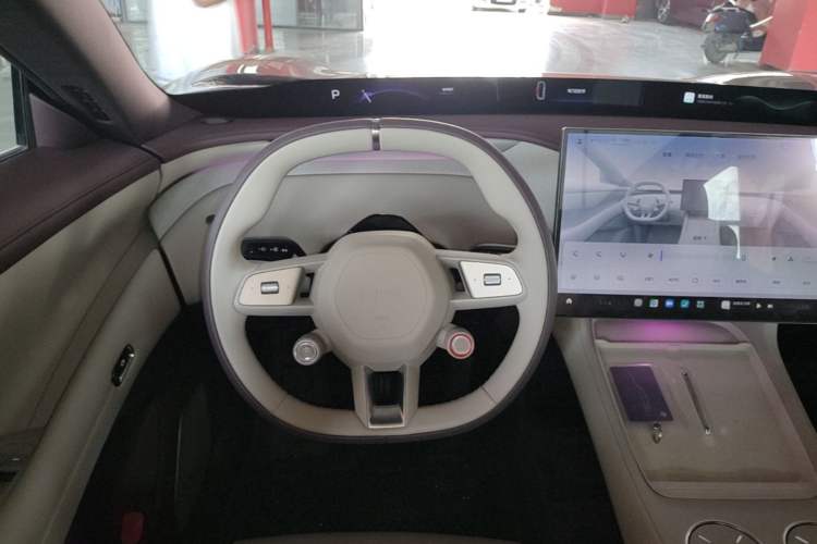 Used Xiaomi Auto YU7 2025 Ultra-Long Range All-Wheel Drive Pro Version Steering Wheel