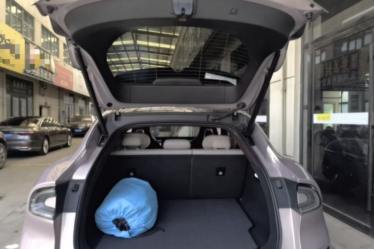 Used Xiaomi Auto YU7 2025 Ultra-Long Range Rear-Wheel Drive Version Trunk