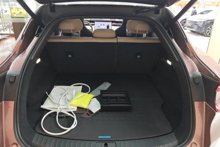 Used Xiaomi Auto YU7 2025 Ultra-Long Range All-Wheel Drive Pro Version Trunk