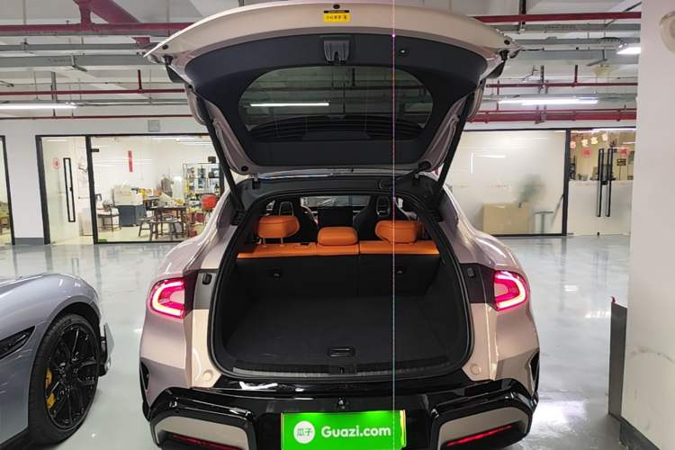 Used Xiaomi Auto YU7 2025 Ultra-Long Range Rear-Wheel Drive Version Trunk