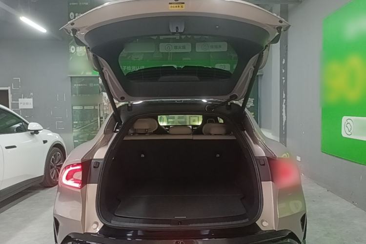 Used Xiaomi Auto YU7 2025 Ultra-Long Range Rear-Wheel Drive Version Trunk