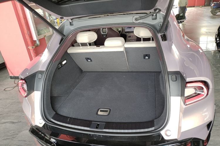 Used Xiaomi Auto YU7 2025 Ultra-Long Range All-Wheel Drive Pro Version Trunk