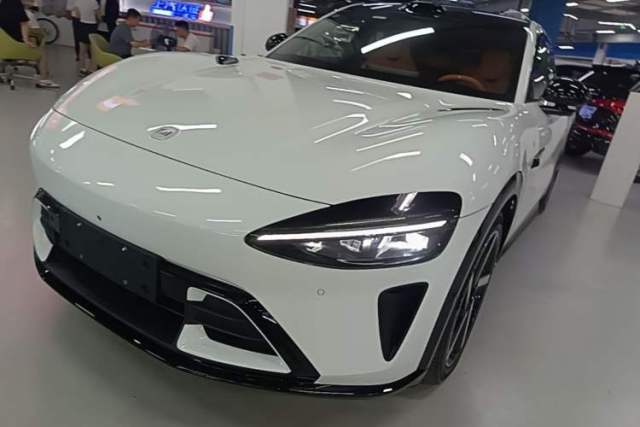 Used Xiaomi Auto YU7 2025 Ultra-Long Range High-Performance All-Wheel-Drive Max Edition