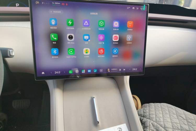 Used Xiaomi Auto YU7 2025 Ultra-Long Range High-Performance All-Wheel-Drive Max Edition Audio And AC Panel