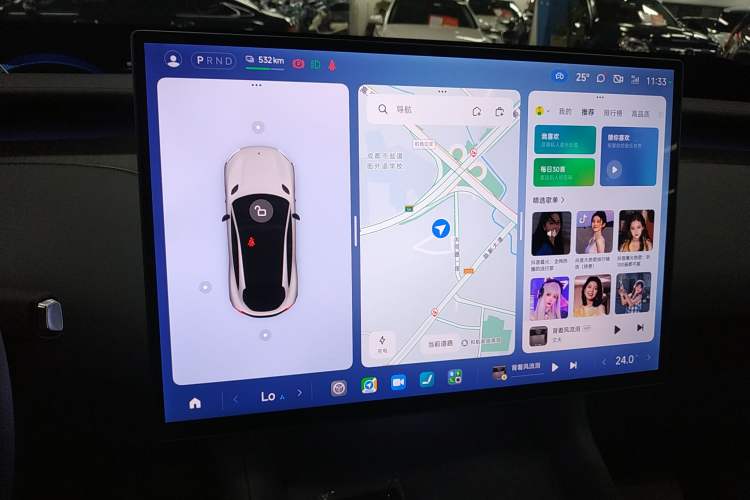 Used Xiaomi Auto YU7 2025 Ultra-Long Range Rear-Wheel Drive Version Audio And AC Panel