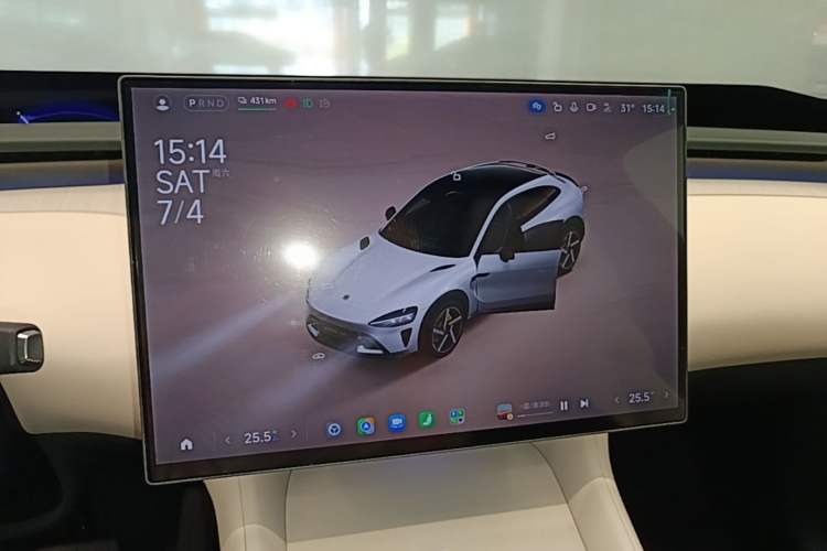 Used Xiaomi Auto YU7 2025 Ultra-Long Range High-Performance All-Wheel-Drive Max Edition Audio And AC Panel