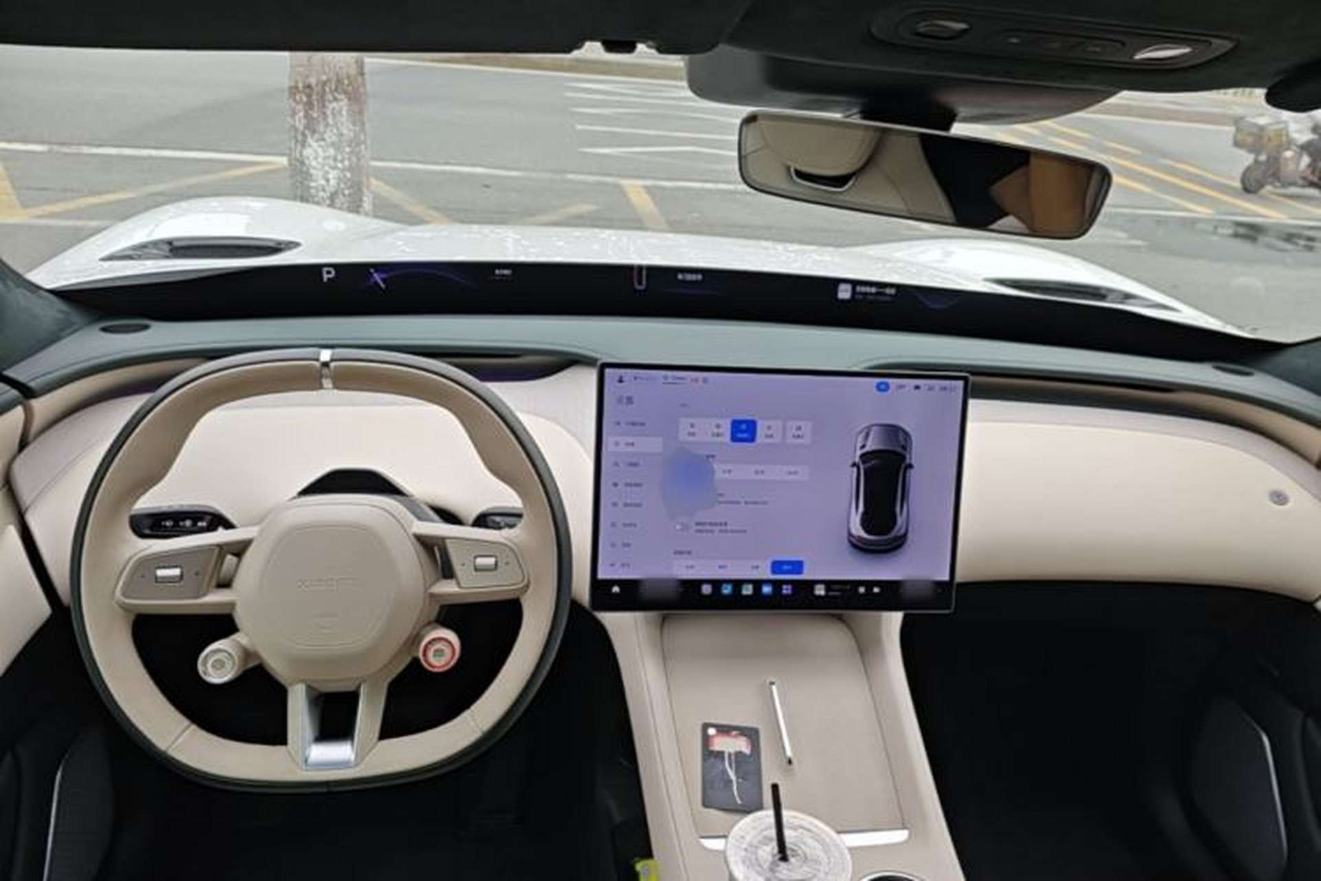 Used Xiaomi Auto YU7 2025 Ultra-Long Range High-Performance All-Wheel-Drive Max Edition Center Console
