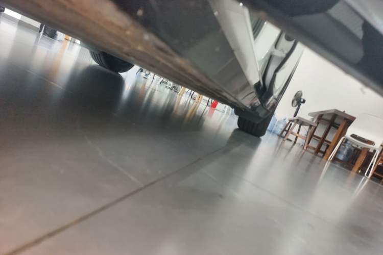 Used Xiaomi Auto YU7 2025 Ultra-Long Range All-Wheel Drive Pro Version Chassis Front Left