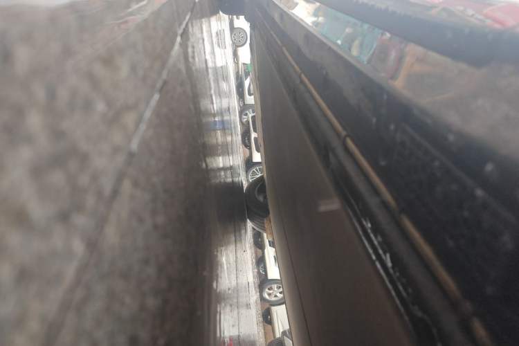 Used Xiaomi Auto YU7 2025 Ultra-Long Range Rear-Wheel Drive Version Chassis Front Right