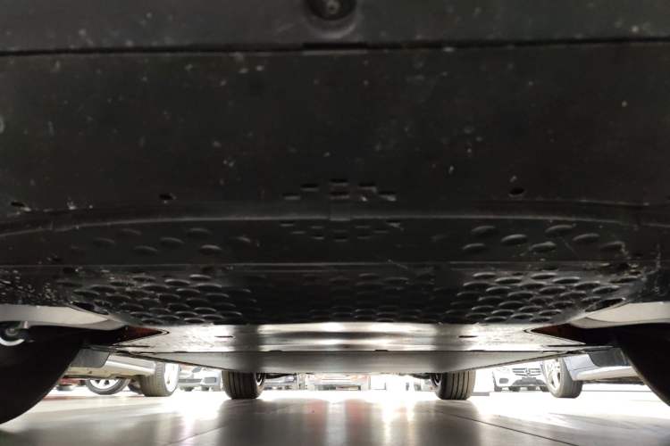 Used Xiaomi Auto YU7 2025 Ultra-Long Range All-Wheel Drive Pro Version Chassis Rear