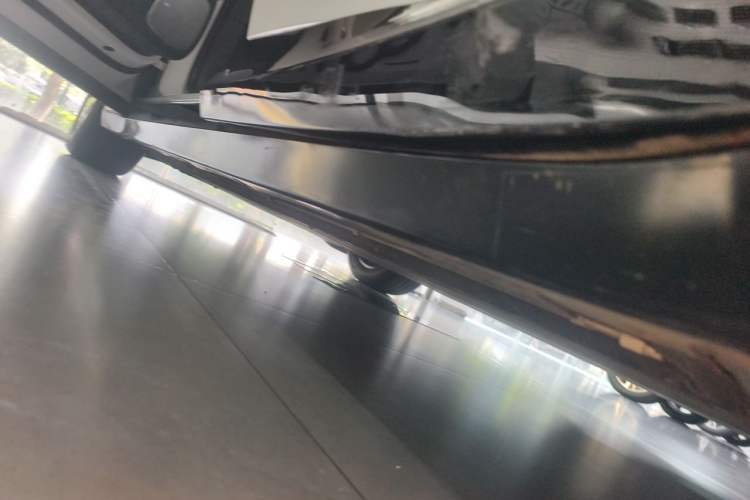 Used Xiaomi Auto YU7 2025 Ultra-Long Range All-Wheel Drive Pro Version Chassis Rear Left