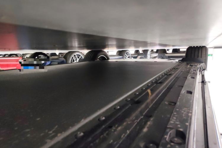 Used Xiaomi Auto YU7 2025 Ultra-Long Range All-Wheel Drive Pro Version Chassis Rear Right