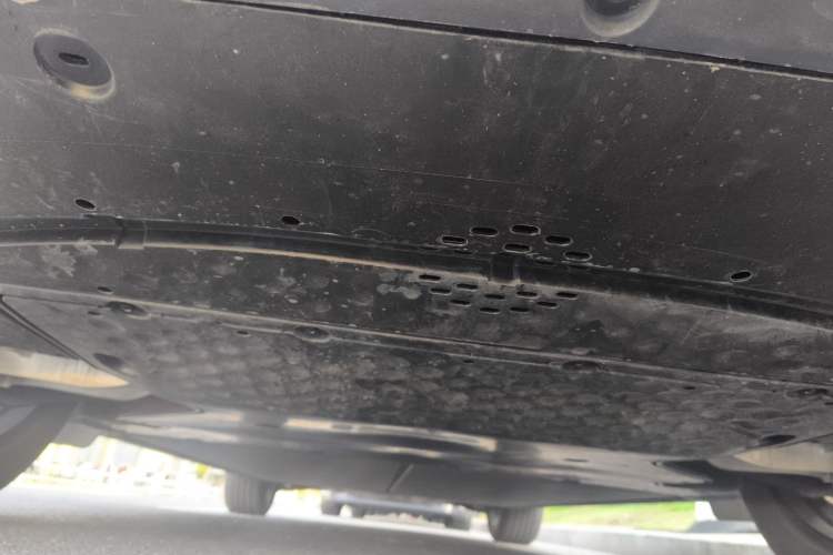 Used Xiaomi Auto YU7 2025 Ultra-Long Range Rear-Wheel Drive Version Chassis Rear