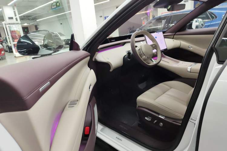 Used Xiaomi Auto YU7 2025 Ultra-Long Range All-Wheel Drive Pro Version Driver Seat
