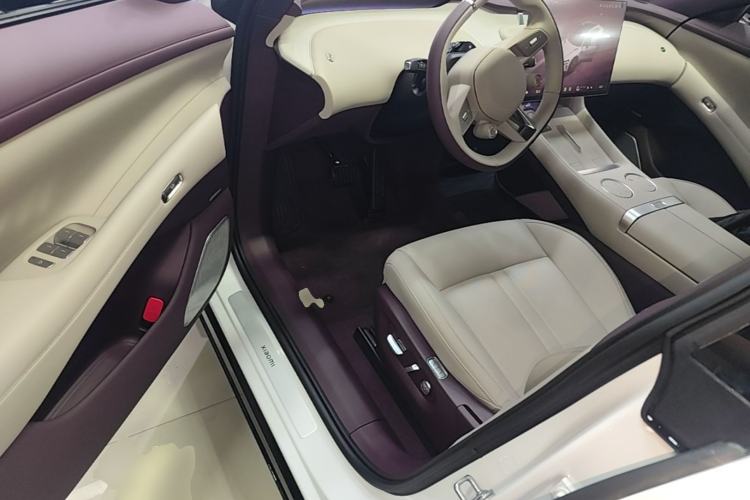 Used Xiaomi Auto YU7 2025 Ultra-Long Range All-Wheel Drive Pro Version Driver Seat