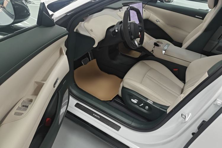 Used Xiaomi Auto YU7 2025 Ultra-Long Range High-Performance All-Wheel-Drive Max Edition Driver Seat