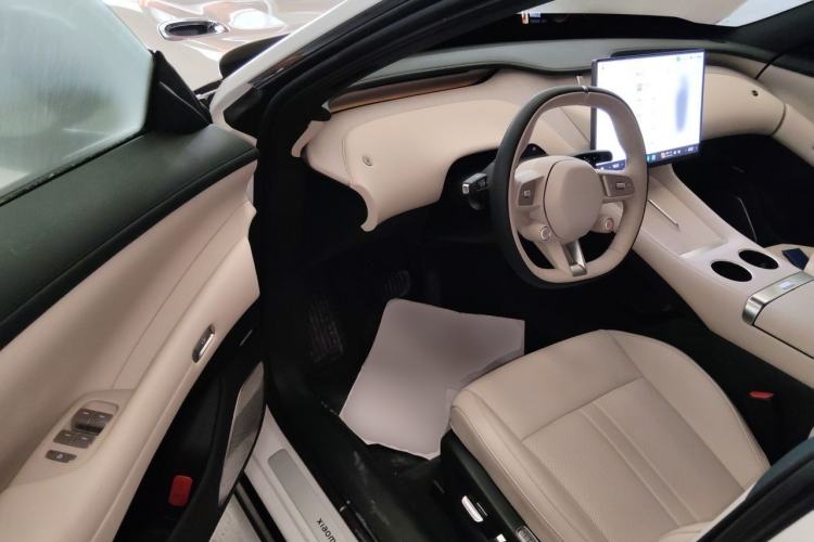 Used Xiaomi Auto YU7 2025 Ultra-Long Range All-Wheel Drive Pro Version Driver Seat