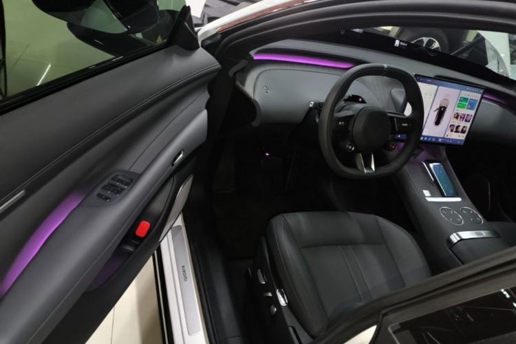 Used Xiaomi Auto YU7 2025 Ultra-Long Range All-Wheel Drive Pro Version Driver Seat