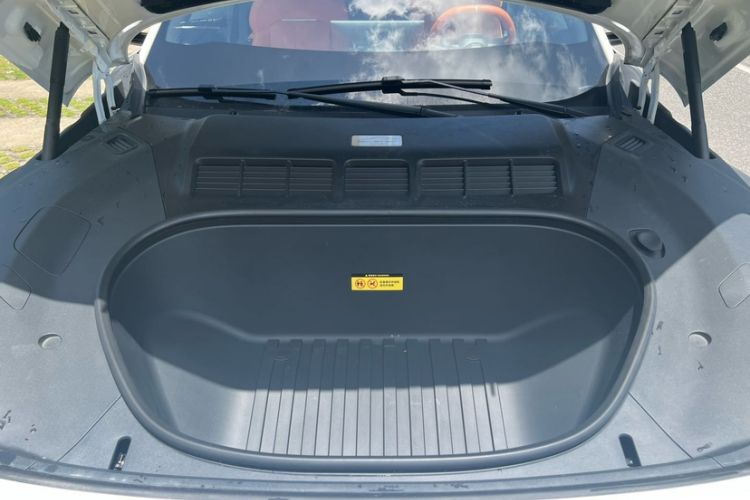 Used Xiaomi Auto YU7 2025 Ultra-Long Range High-Performance All-Wheel-Drive Max Edition Engine Bay