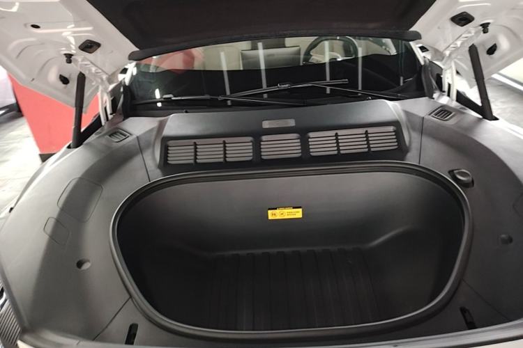 Used Xiaomi Auto YU7 2025 Ultra-Long Range Rear-Wheel Drive Version Engine Bay