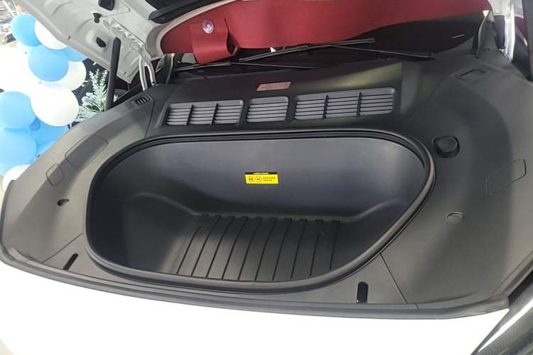 Used Xiaomi Auto YU7 2025 Ultra-Long Range High-Performance All-Wheel-Drive Max Edition Engine Bay