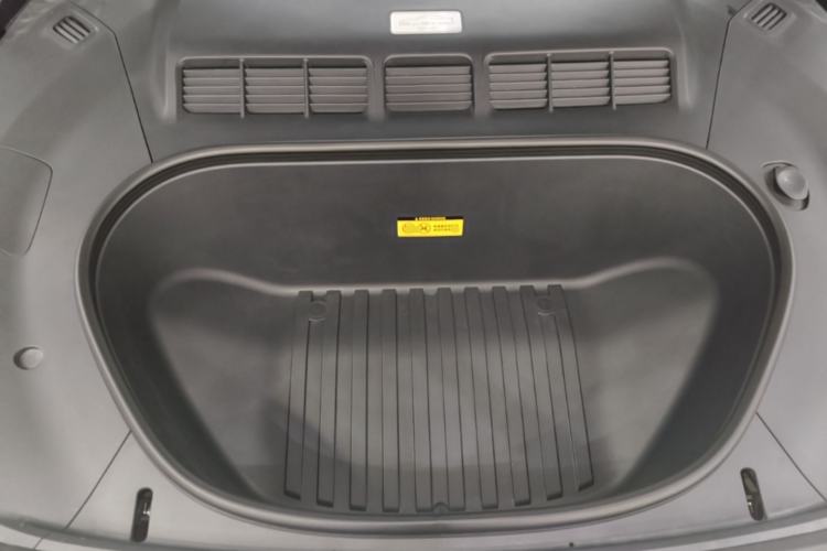 Used Xiaomi Auto YU7 2025 Ultra-Long Range High-Performance All-Wheel-Drive Max Edition Engine Bay