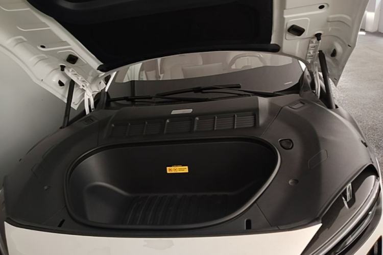 Used Xiaomi Auto YU7 2025 Ultra-Long Range High-Performance All-Wheel-Drive Max Edition Engine Bay
