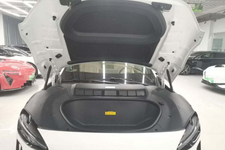 Used Xiaomi Auto YU7 2025 Ultra-Long Range High-Performance All-Wheel-Drive Max Edition Engine Bay