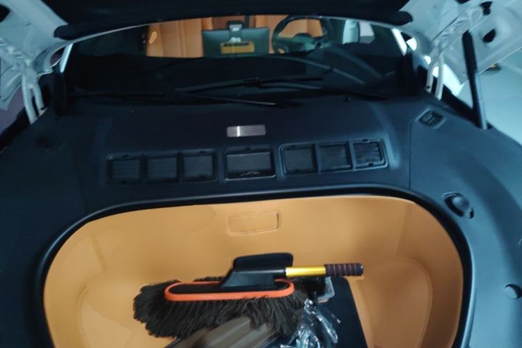 Used Xiaomi Auto YU7 2025 Ultra-Long Range High-Performance All-Wheel-Drive Max Edition Engine Bay