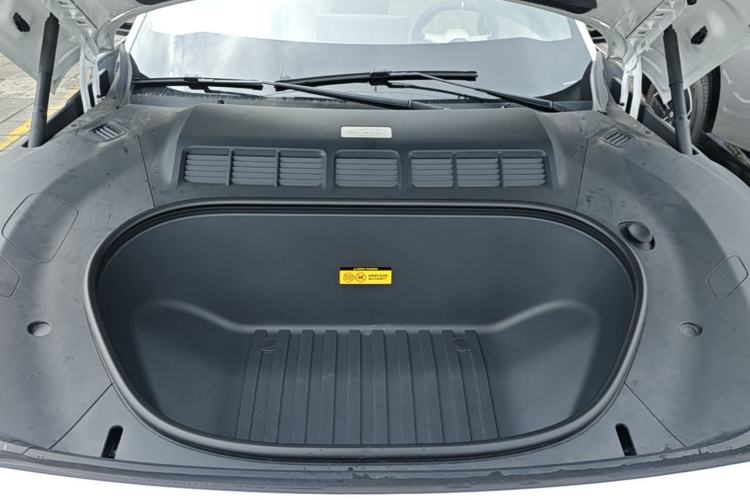 Used Xiaomi Auto YU7 2025 Ultra-Long Range High-Performance All-Wheel-Drive Max Edition Engine Bay