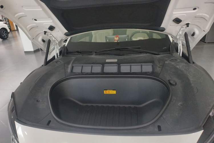 Used Xiaomi Auto YU7 2025 Ultra-Long Range All-Wheel Drive Pro Version Engine Bay