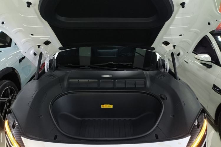 Used Xiaomi Auto YU7 2025 Ultra-Long Range All-Wheel Drive Pro Version Engine Bay
