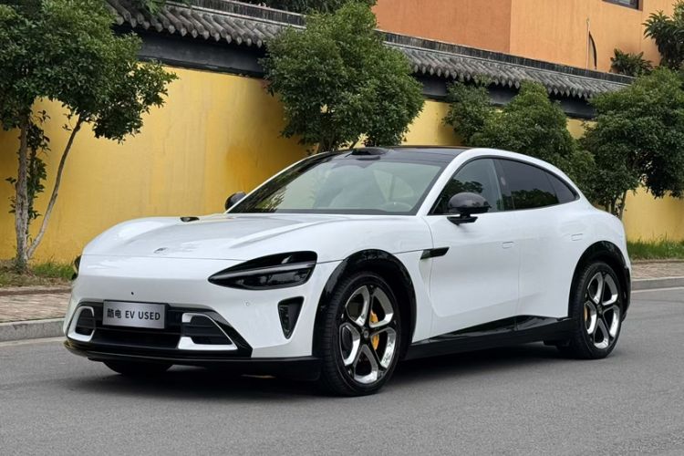 Used Xiaomi Auto YU7 2025 Ultra-Long Range High-Performance All-Wheel-Drive Max Edition Exterior 2
