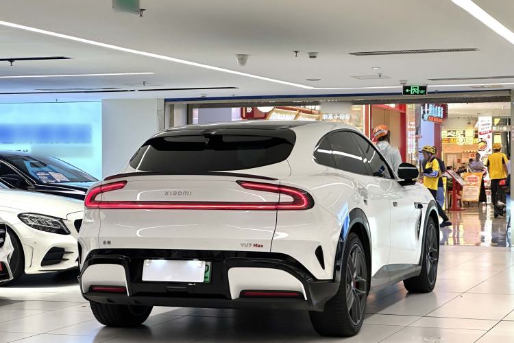 Used Xiaomi Auto YU7 2025 Ultra-Long Range High-Performance All-Wheel-Drive Max Edition Exterior 2