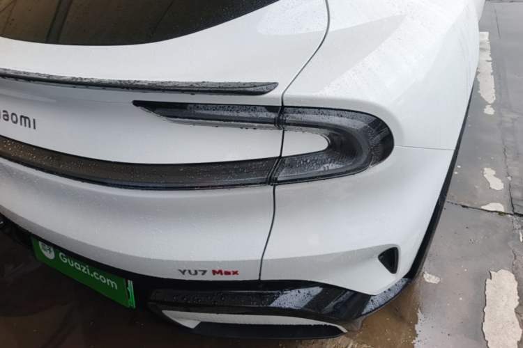 Used Xiaomi Auto YU7 2025 Ultra-Long Range High-Performance All-Wheel-Drive Max Edition Exterior 3