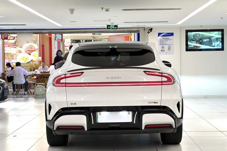 Used Xiaomi Auto YU7 2025 Ultra-Long Range High-Performance All-Wheel-Drive Max Edition Exterior 3