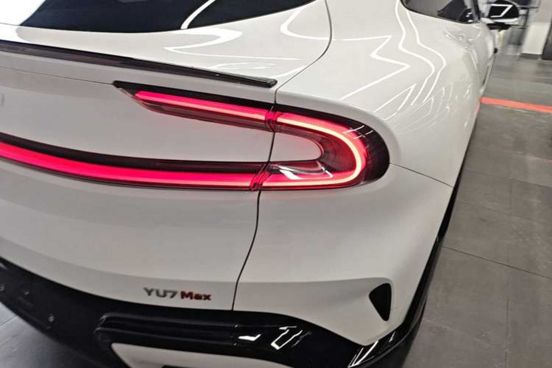 Used Xiaomi Auto YU7 2025 Ultra-Long Range High-Performance All-Wheel-Drive Max Edition Exterior 3