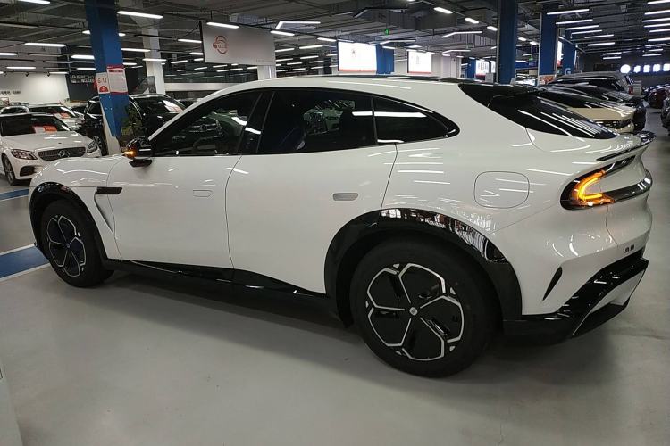 Used Xiaomi Auto YU7 2025 Ultra-Long Range Rear-Wheel Drive Version Exterior 3