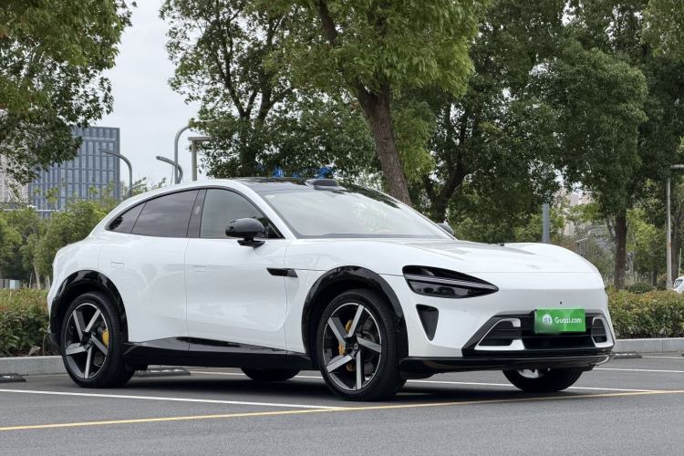 Used Xiaomi Auto YU7 2025 Ultra-Long Range High-Performance All-Wheel-Drive Max Edition Exterior 3